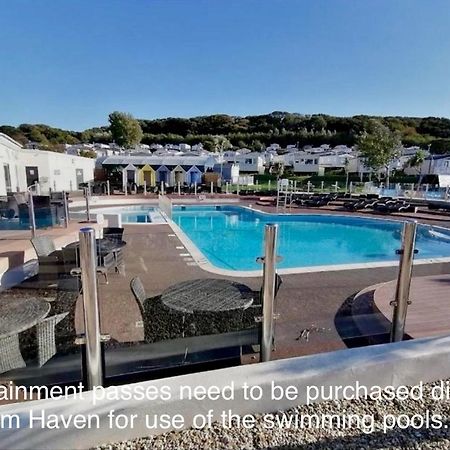 The Fleet Retreat Hotell Wyke Regis Eksteriør bilde